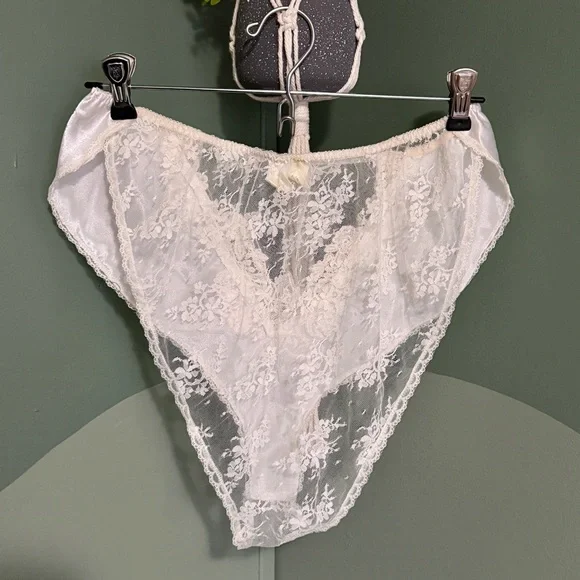 Vintage 80s Victoria's Secret Gold Crown Label French Cut Panty white satin L - Picture 2 of 5
